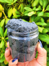Load image into Gallery viewer, Detoxifying Charcoal Mask